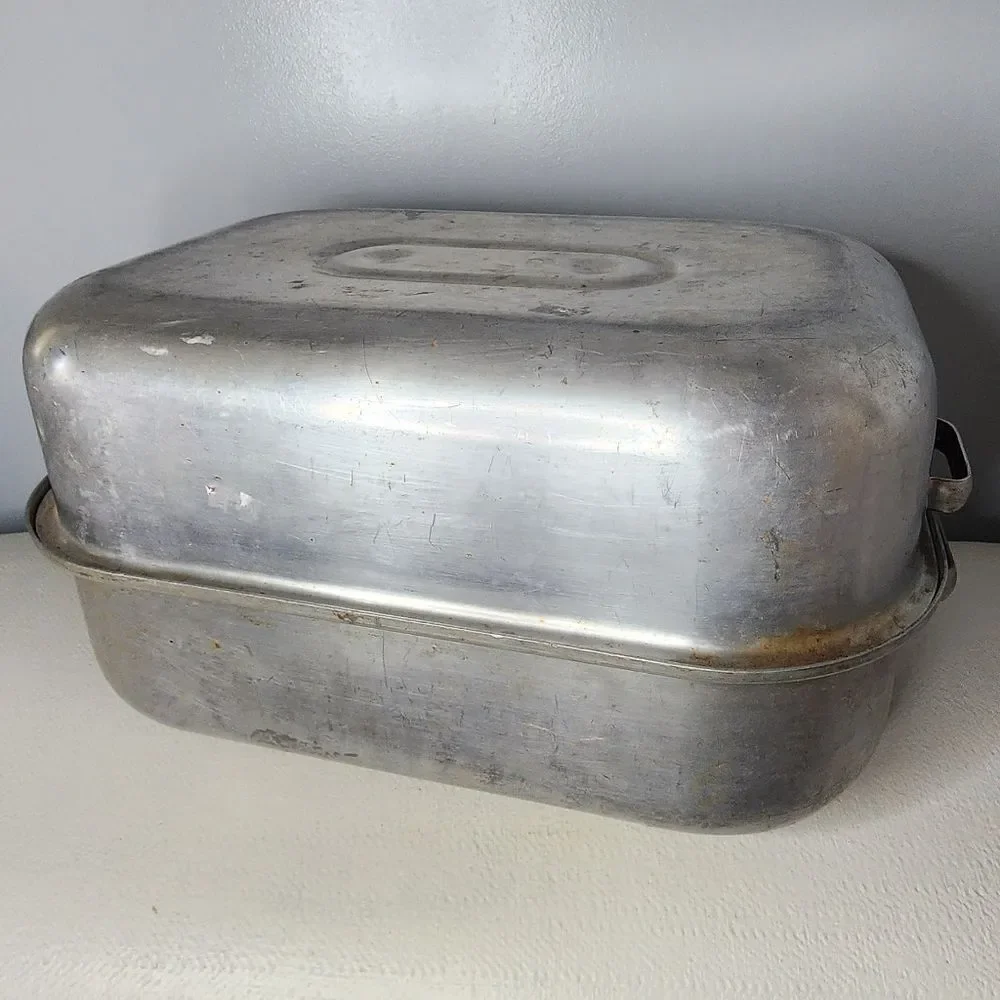 Antique Aluminum Royal Chef Poulsen Nardon Lidded Roaster No. 125 Los Angeles CA